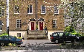Waterloo Town House & Suites
